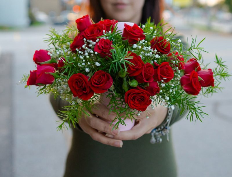 Petite Splendor Spray Rose Arrangement