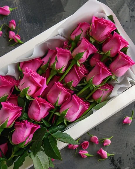 24 Premium Pink Roses in a Box