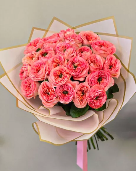 24 Pink Garden Roses Bouquet