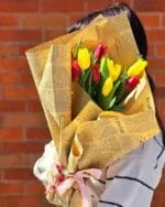 20 Mixed Color Tulip Bouquet - Image 3