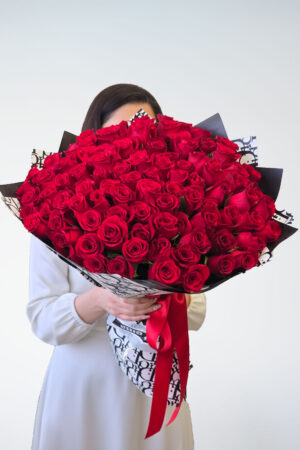 100 premium red roses bouquet