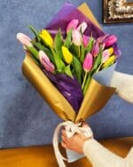 20 Mixed Color Tulip Bouquet - Image 2