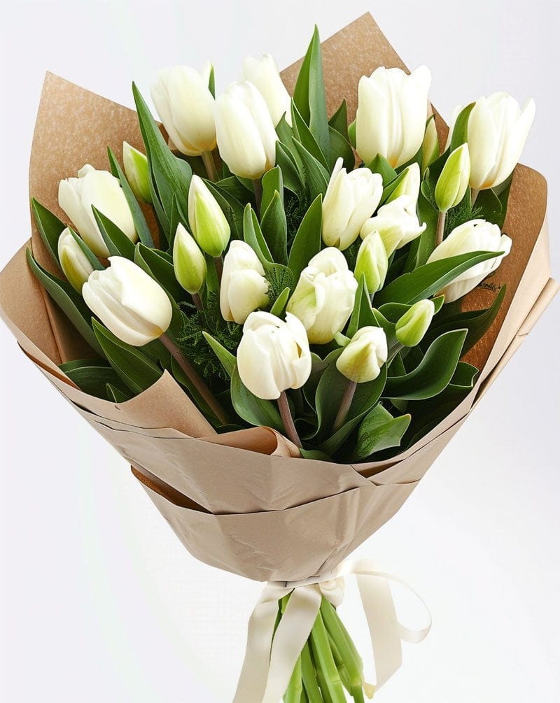 20-White-Tulip-Bouquet-128764560354.jpg 20 White Tulip Bouquet - Image 1