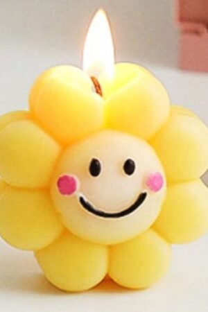 Smiley Flower Candle