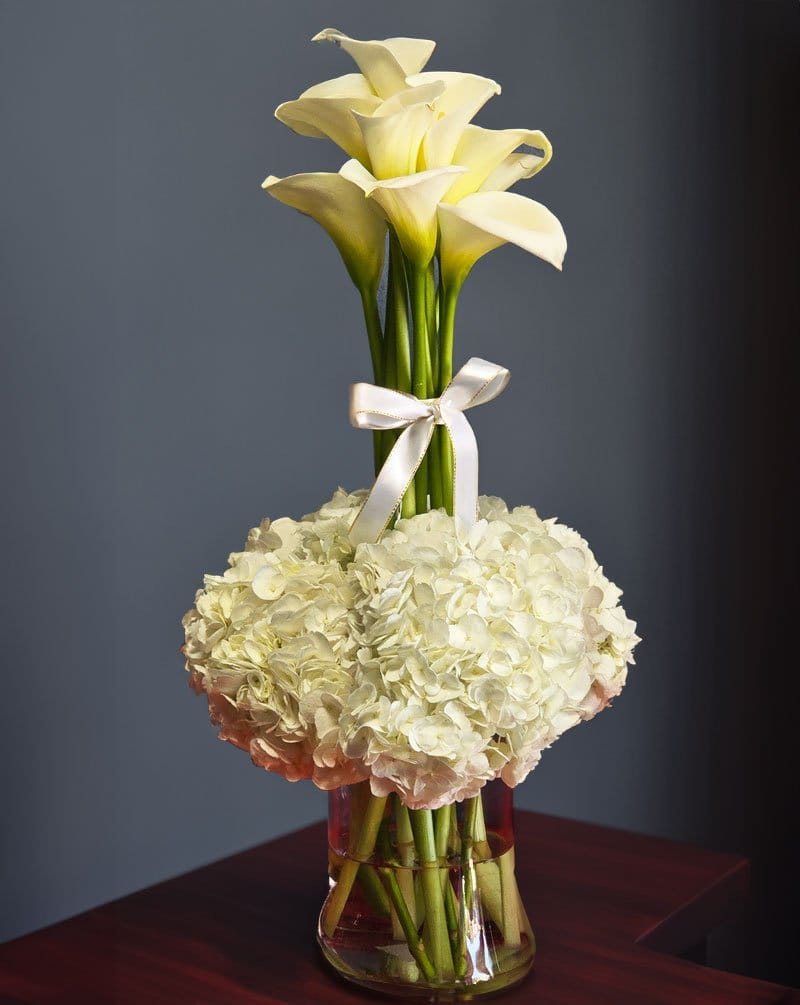 Calla-lily-Hydrangea-Ensemble-34565434567.jpg Calla Lily & Hydrangea Ensemble - Image 1