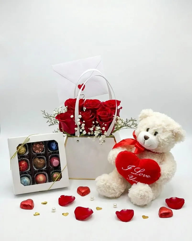 Elegant Valentine’s Flower Gift