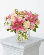 Hope Line Bouquet in a Cube