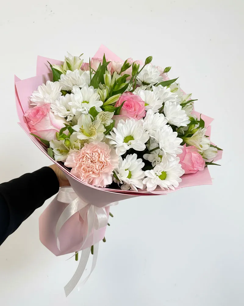 Pure Petals Bouquet