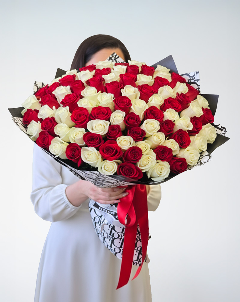 The Royal Premium Roses Bouquet