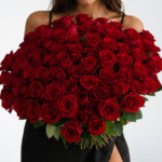 100 Red roses bouquet